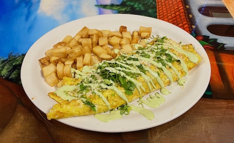 El Aztecas Alambre Omelete